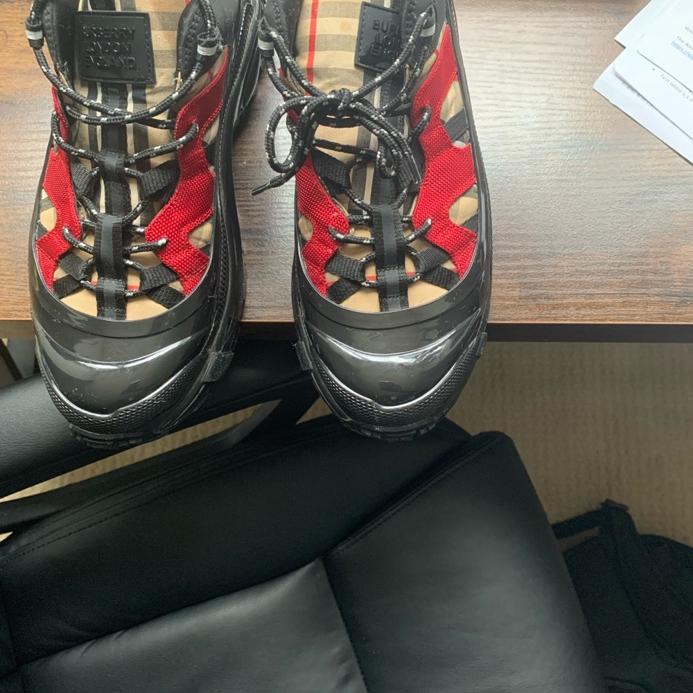 Burberry Vintage Pattern Sneaker